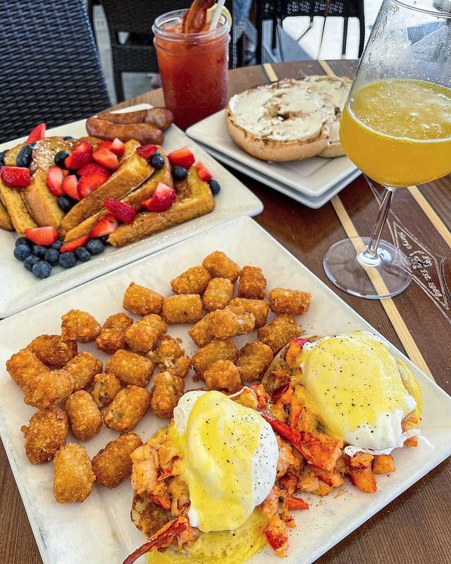 eggs Benedict, French toast, and cocktails at Harry's Ocean Bar & Grille